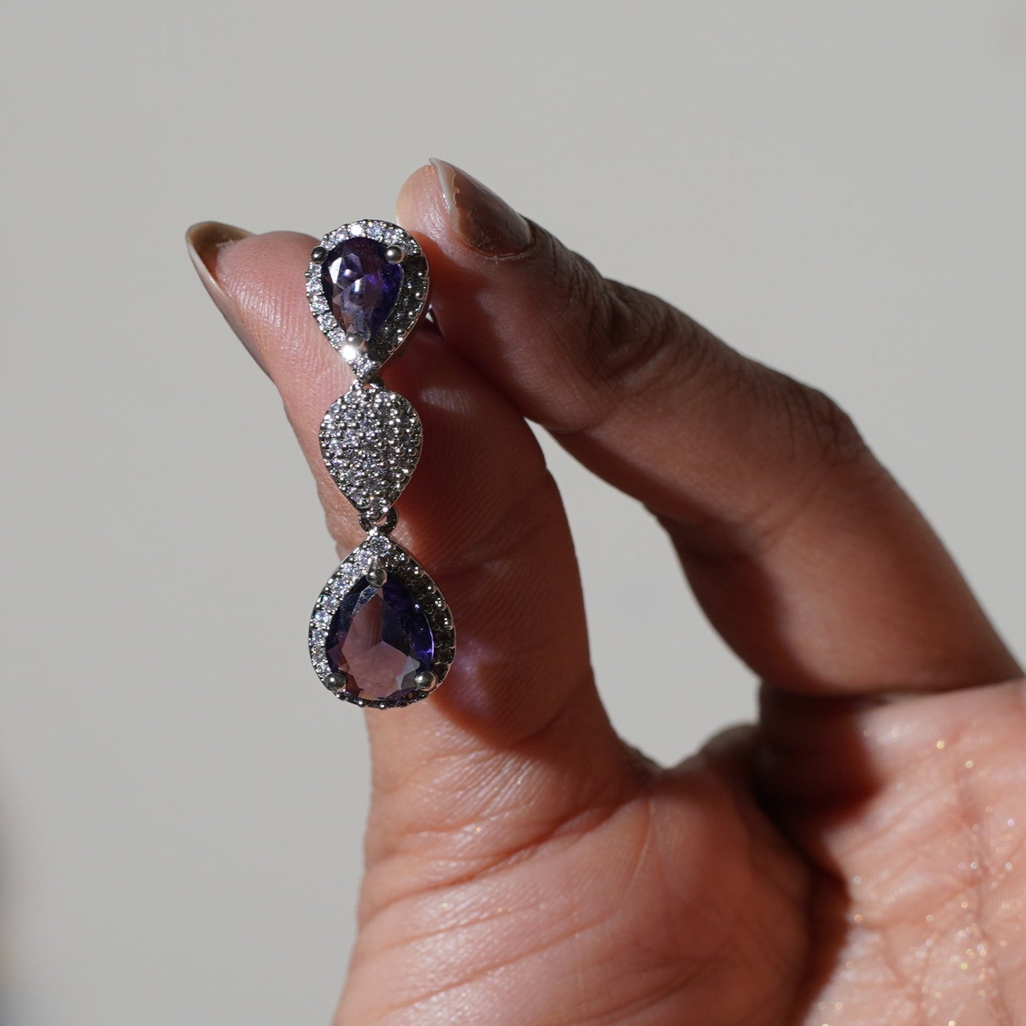 Purple Drop shape Diamond setting necklace with earings.